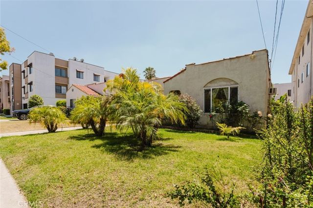 826 E Lomita Avenue, Glendale, CA 91205