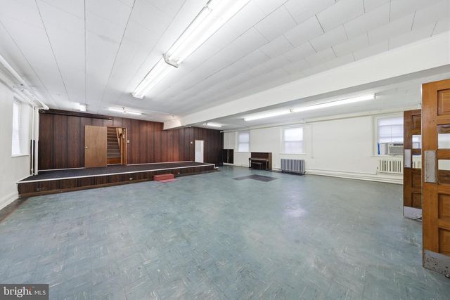 4601 ALMOND ST, Philadelphia, PA 19137