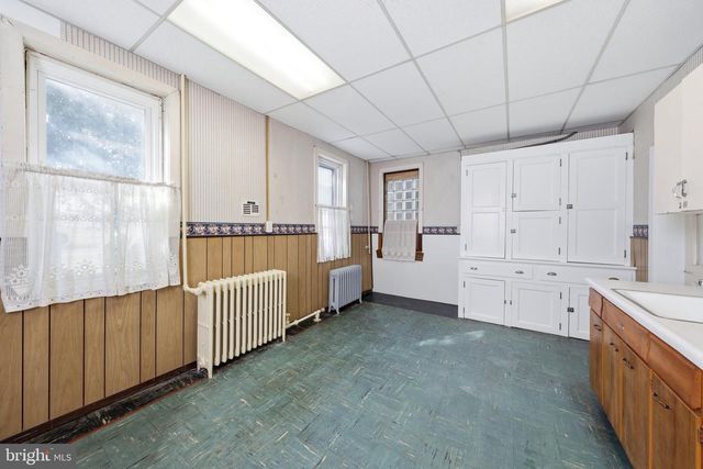 4601 ALMOND ST, Philadelphia, PA 19137