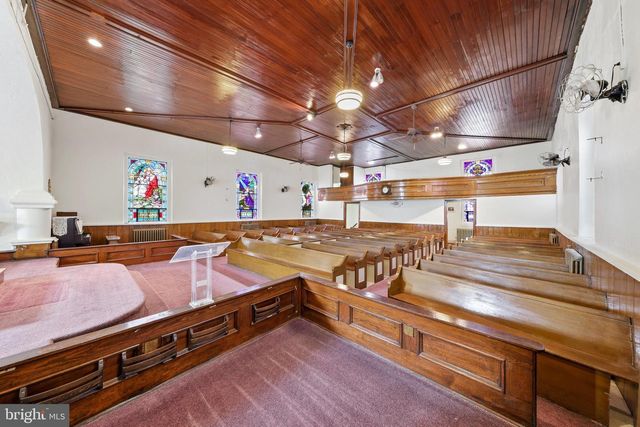 4601 ALMOND ST, Philadelphia, PA 19137