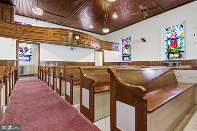 4601 ALMOND ST, Philadelphia, PA 19137