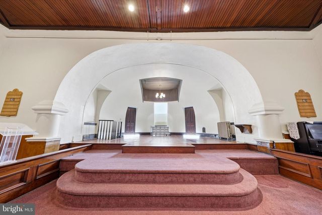 4601 ALMOND ST, Philadelphia, PA 19137