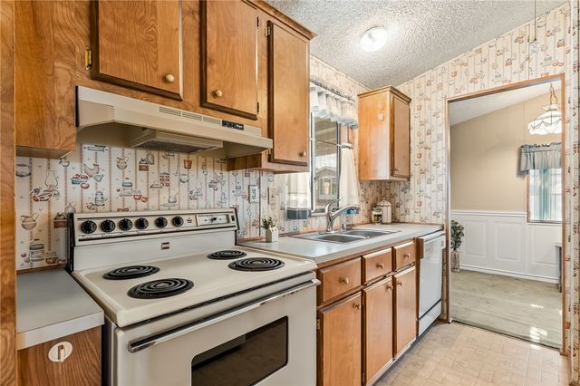 2960 Silver Creek Road 122, Bullhead City, AZ 86442