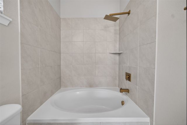 1405 Wentwood Drive, Desoto, TX 75115