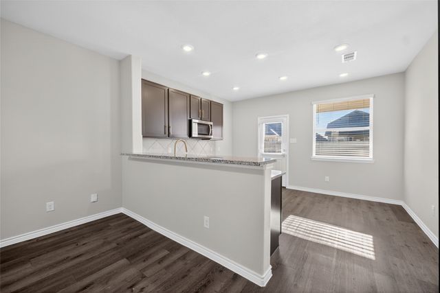 1405 Wentwood Drive, Desoto, TX 75115