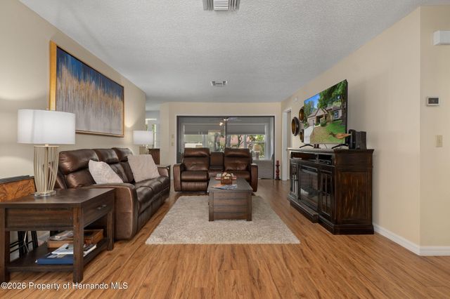 6625 Williamsburg Court, Spring Hill, FL 34606
