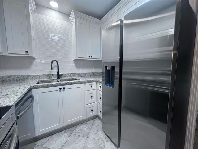 4604 PARLIAMENT Drive 107, Alexandria, LA 71303