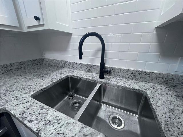 4604 PARLIAMENT Drive 107, Alexandria, LA 71303