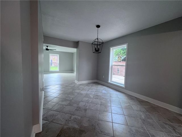 4604 PARLIAMENT Drive 107, Alexandria, LA 71303