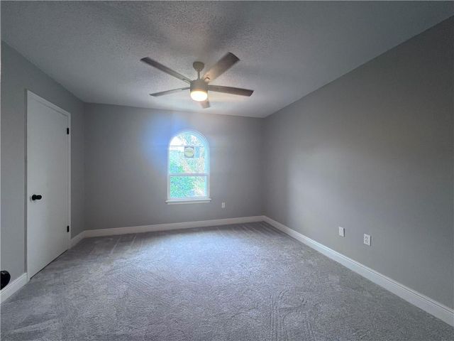 4604 PARLIAMENT Drive 107, Alexandria, LA 71303