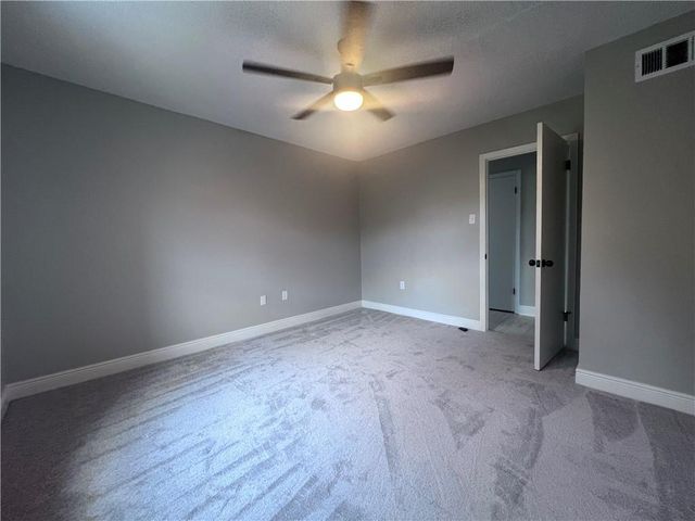 4604 PARLIAMENT Drive 107, Alexandria, LA 71303