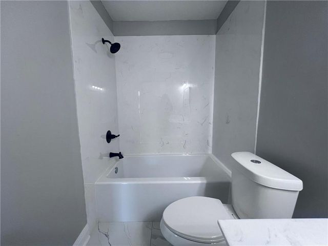 4604 PARLIAMENT Drive 107, Alexandria, LA 71303