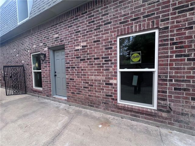 4604 PARLIAMENT Drive 107, Alexandria, LA 71303