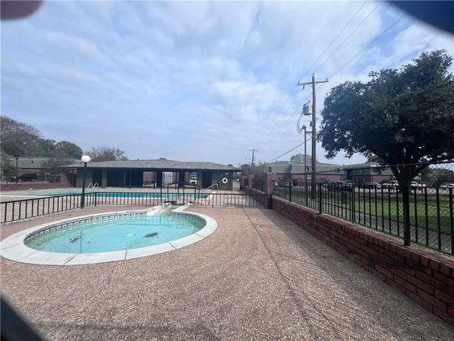 4604 PARLIAMENT Drive 107, Alexandria, LA 71303