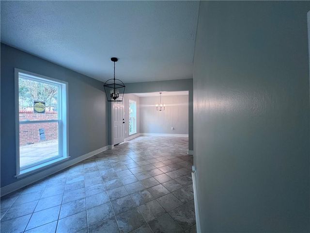 4604 PARLIAMENT Drive 107, Alexandria, LA 71303