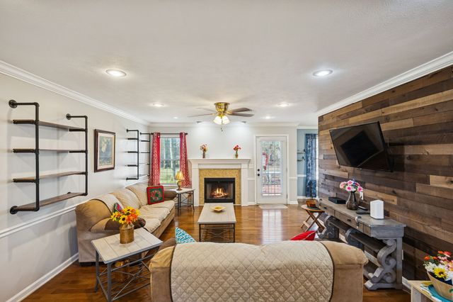 1515 Jarratt Dr, Rockvale, TN 37153