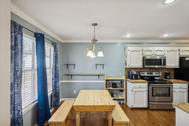 1515 Jarratt Dr, Rockvale, TN 37153