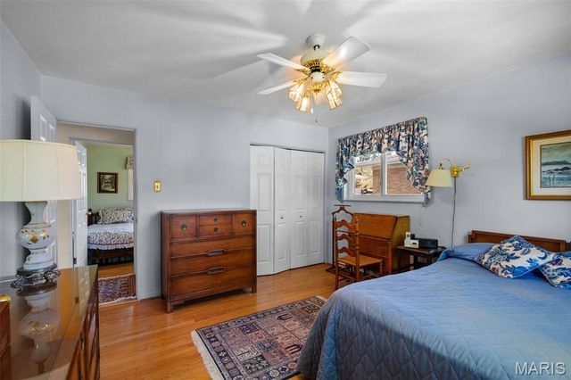 10131 Glenfield Terrace, St Louis, MO 63126