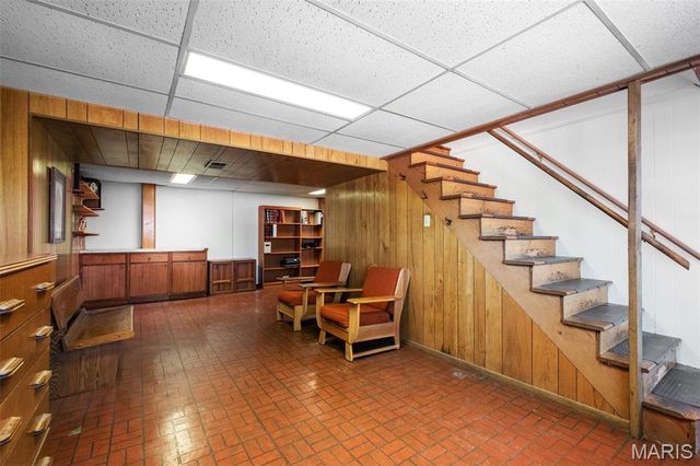 10131 Glenfield Terrace, St Louis, MO 63126