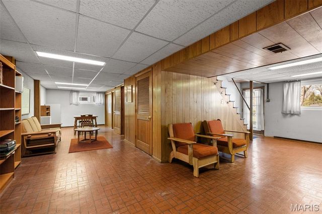 10131 Glenfield Terrace, St Louis, MO 63126