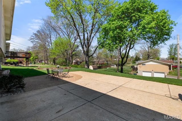 10131 Glenfield Terrace, St Louis, MO 63126