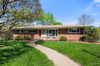 10131 Glenfield Terrace, St Louis, MO 63126