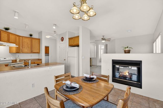 44 S GREENFIELD Road 9, Mesa, AZ 85206