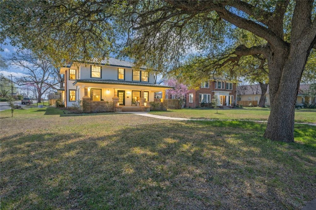 501 West Buck Street, Caldwell, TX 77836 — photo 2