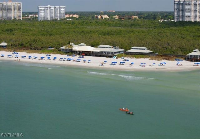 8370 Excalibur CIR J4, Naples, FL 34108