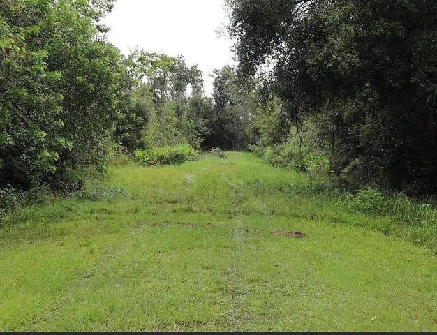 21331 NW 250th Street, Okeechobee, FL 34972