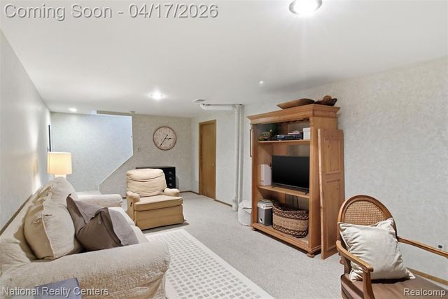 709 N Mildred Street, Dearborn, MI 48128