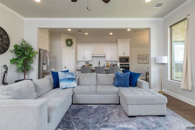 4045 Grove Valley Road, Midlothian, TX 76065