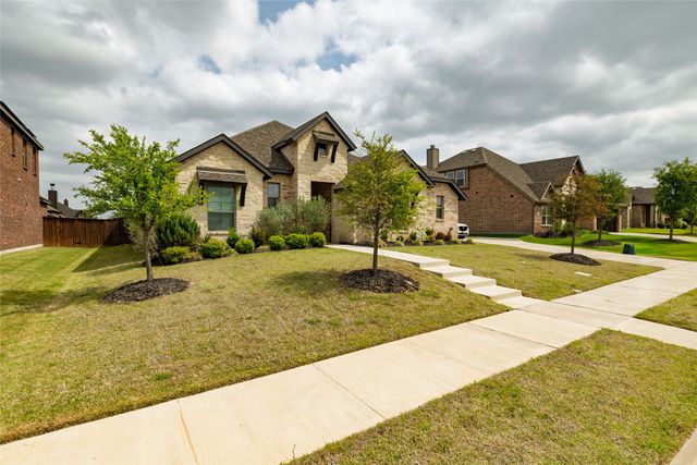 4045 Grove Valley Road, Midlothian, TX 76065