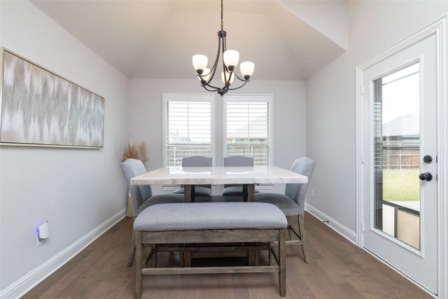 4045 Grove Valley Road, Midlothian, TX 76065