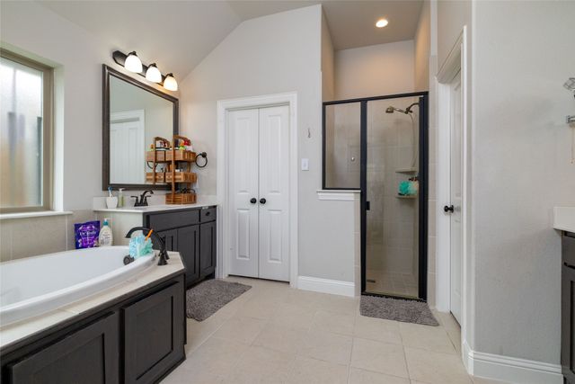 4045 Grove Valley Road, Midlothian, TX 76065