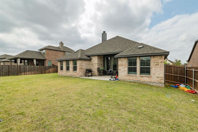 4045 Grove Valley Road, Midlothian, TX 76065