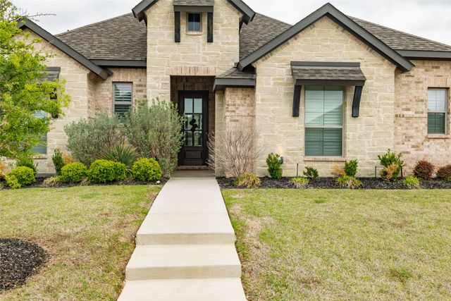 4045 Grove Valley Road, Midlothian, TX 76065