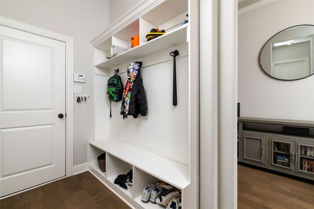 4045 Grove Valley Road, Midlothian, TX 76065