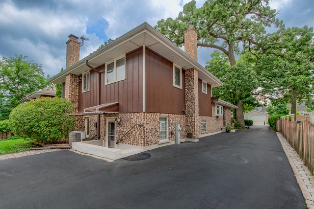 332 N West Avenue, Elmhurst, IL 60126