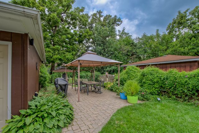 332 N West Avenue, Elmhurst, IL 60126