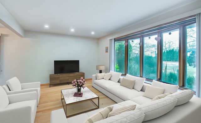 332 N West Avenue, Elmhurst, IL 60126