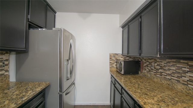 10662 Bexley Drive, Houston, TX 77099