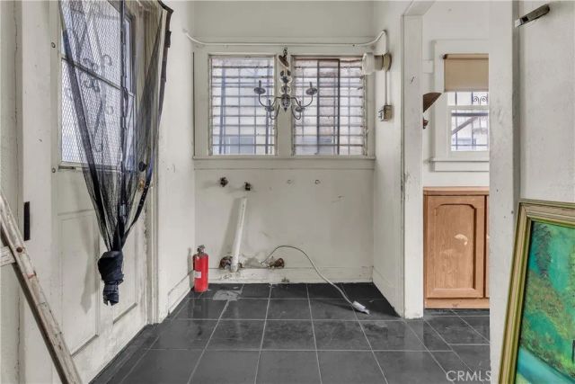 4115 Council Street, Los Angeles, CA 90004
