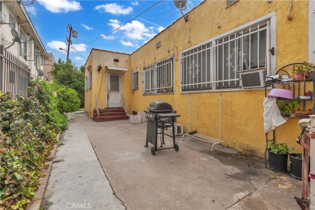 4115 Council Street, Los Angeles, CA 90004