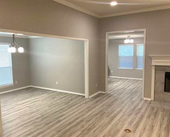 708 Ridgehill Drive, Burleson, TX 76028