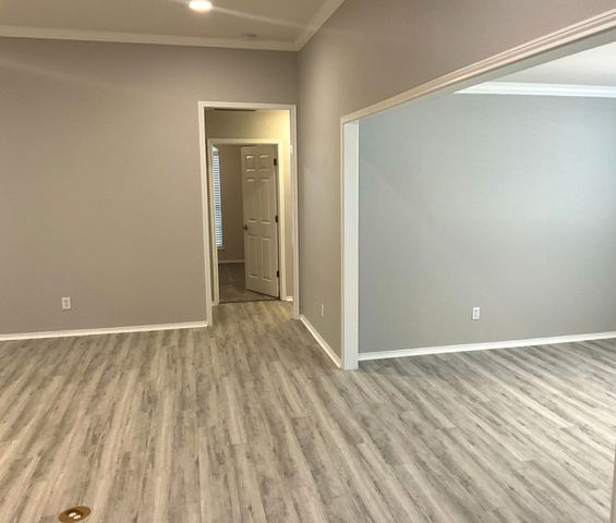 708 Ridgehill Drive, Burleson, TX 76028