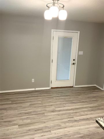 708 Ridgehill Drive, Burleson, TX 76028
