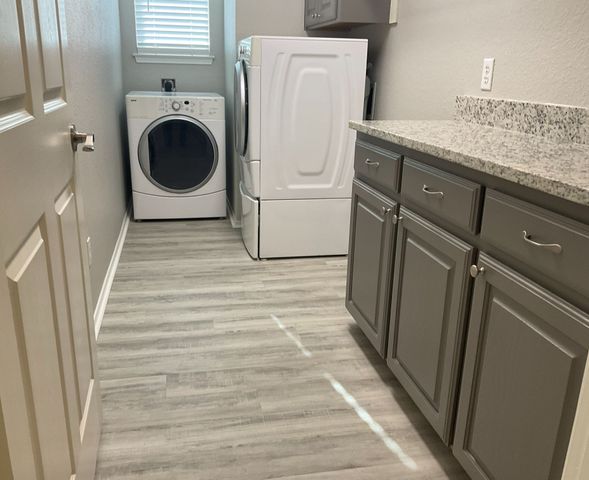 708 Ridgehill Drive, Burleson, TX 76028
