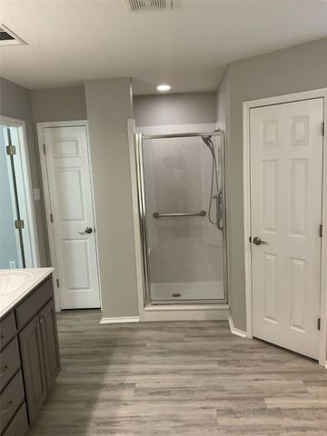 708 Ridgehill Drive, Burleson, TX 76028