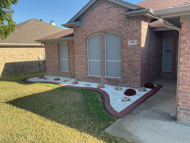 708 Ridgehill Drive, Burleson, TX 76028